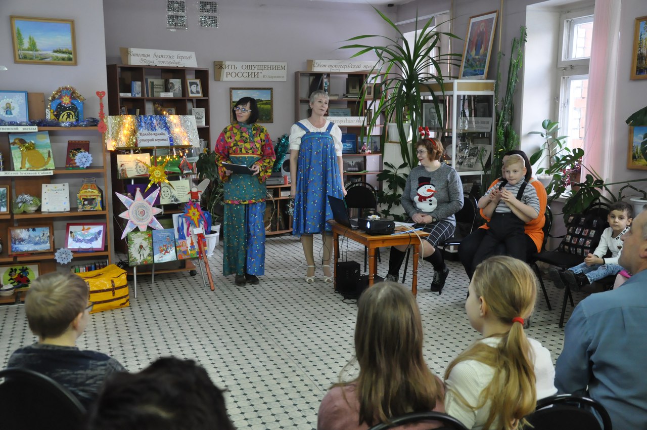  Кстовские поэтессы Маргарита Шувалова и Ольга Косова провели игру-викторину